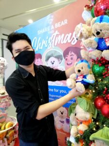 Share-A-Toy at the SM Store