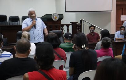 255 additional displaced families in Margot receive P7-K cash aid, relocation