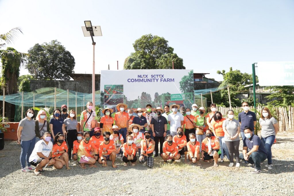 NLEX-SCTEX Community Farm