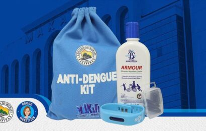 Mag-aaral sa Makati tumanggap ng anti-dengue kits