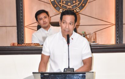 Fernando encourages Bulakenyos to eat and live healthy