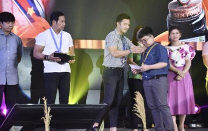 Outstanding Bulakenyo youth honored at Gawad Kabataan Awards 2022