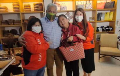 OTOP in AC continues yearly 12.12 online live selling, earns P90K