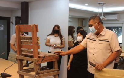 AC gov’t to repair 2K armchairs in 57 public schools