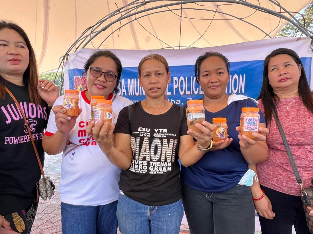 TESDA, sinanay ang 10 kababaihan sa Iba sa paggawa ng atchara - TESDA Zambales