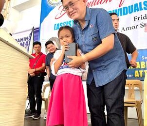 Bong Go nagsagawa ng AICS payout sa Bulacan