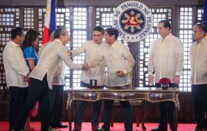 Trabaho Para sa Bayan bill ni Villanueva batas na!