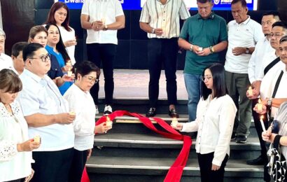 Bulacan, ginunita ang International AIDS Candlelight Memorial