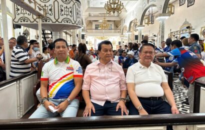 Top candidates sa Bulacan lumahok sa unity walk at peace covenant signing