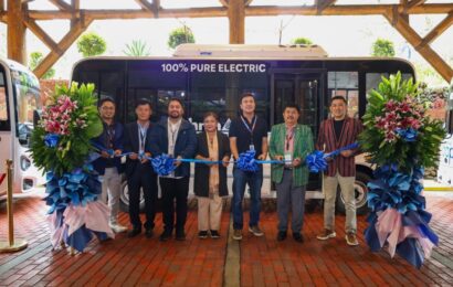 John Hay Loop hits the road with free EV rides