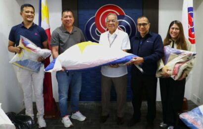 SBMA turns over worn-out flags for proper disposal in Bataan