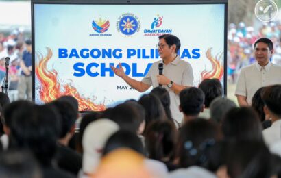 PBBM delivers LGSF, SCPF aid to people in Pampanga PBBM delivers LGSF, SCPF aid to people in Pampanga