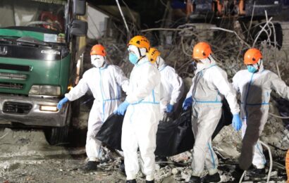 Building collapse death toll climbs to 30 Building collapse death toll climbs to 30
